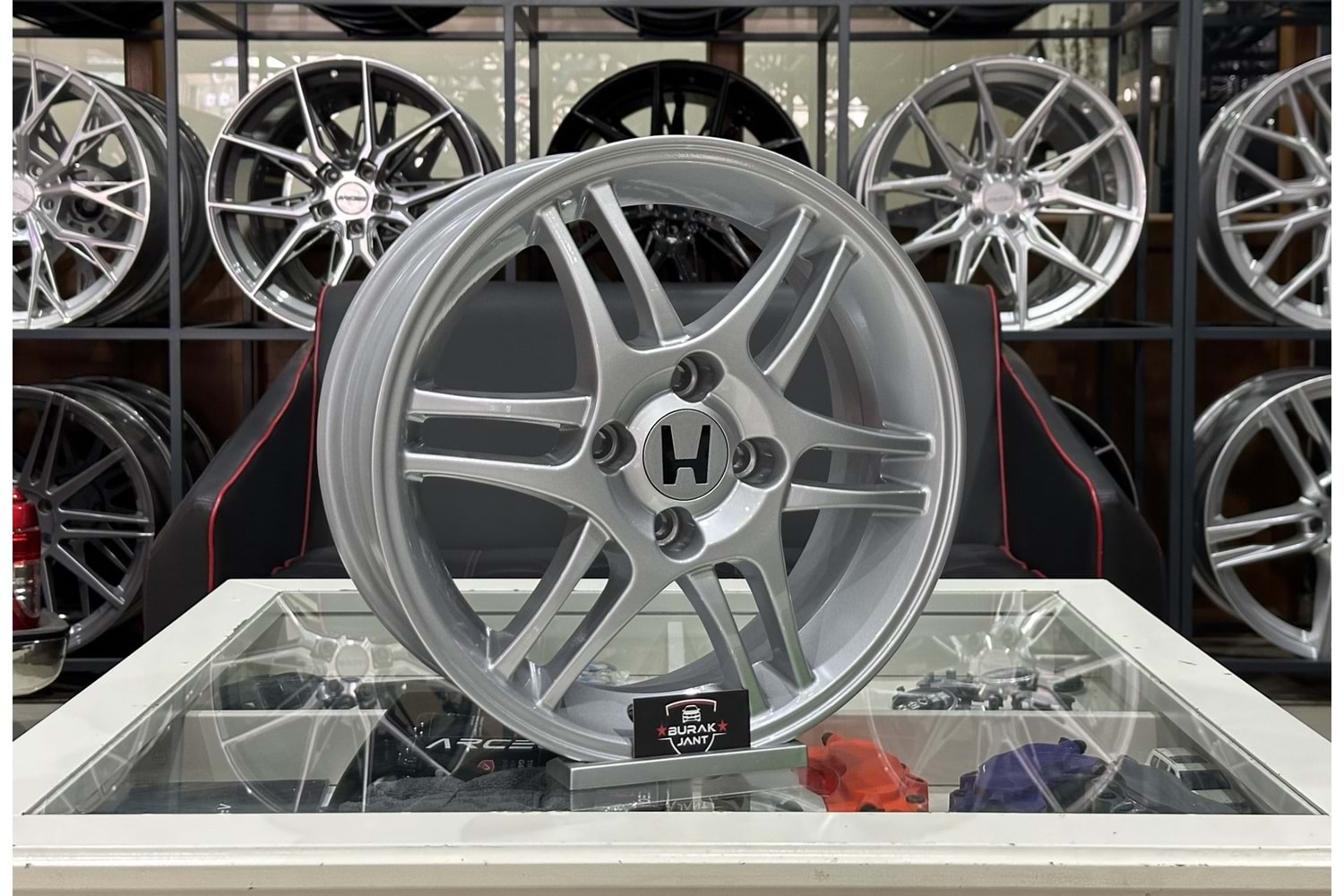 RC404 HONDA CİVİC 5,5X14 4X100 ET40 56,1 SILVER (4ADET)