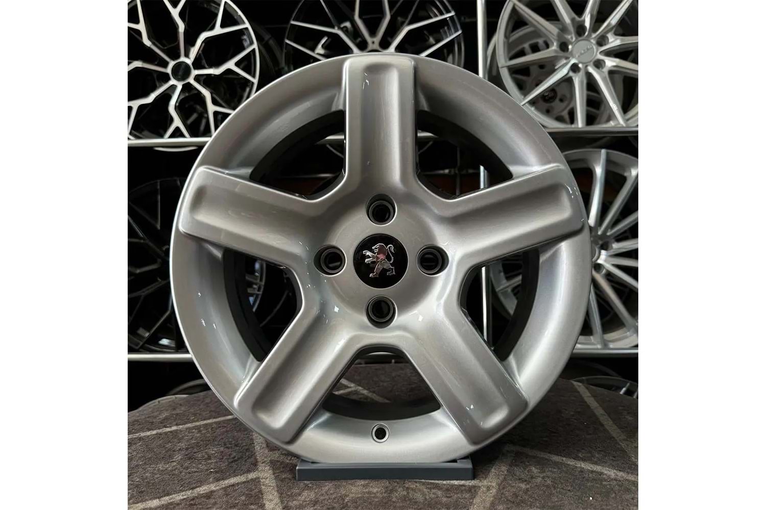 RC 4046 PEUGEOT SİLVER 6,5X15 4X108 65.1 65,1 (4ADET)